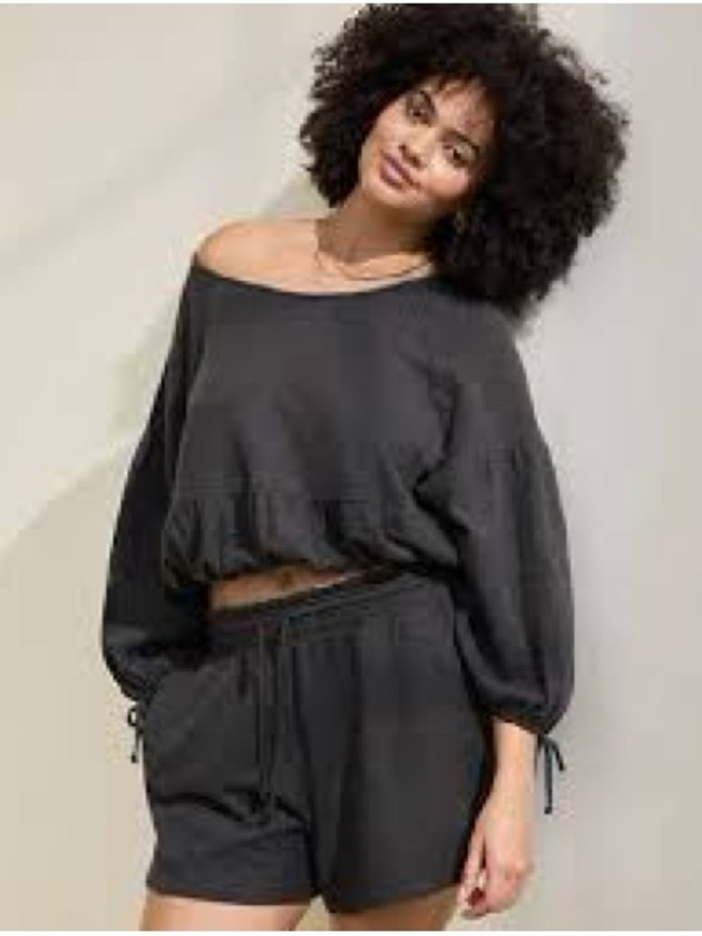 EUC! Aerie Endless Summer Charcoal Gray Cropped Sweatshirt| cozy| athleisure